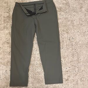 Lululemon Men's Olive Green Pants - Size 36